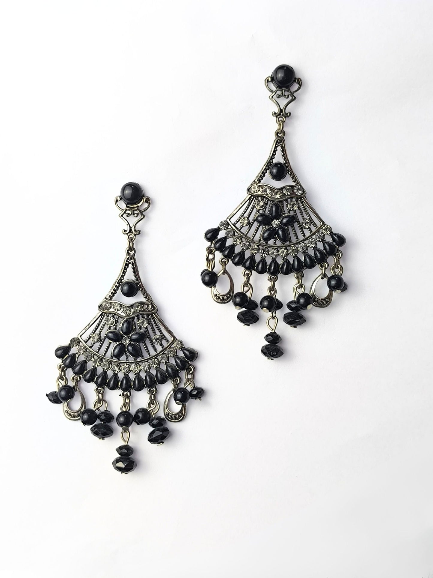 Deadstock Gothic Chandelier Earrings – Vintage-Inspired Statement Jewelry