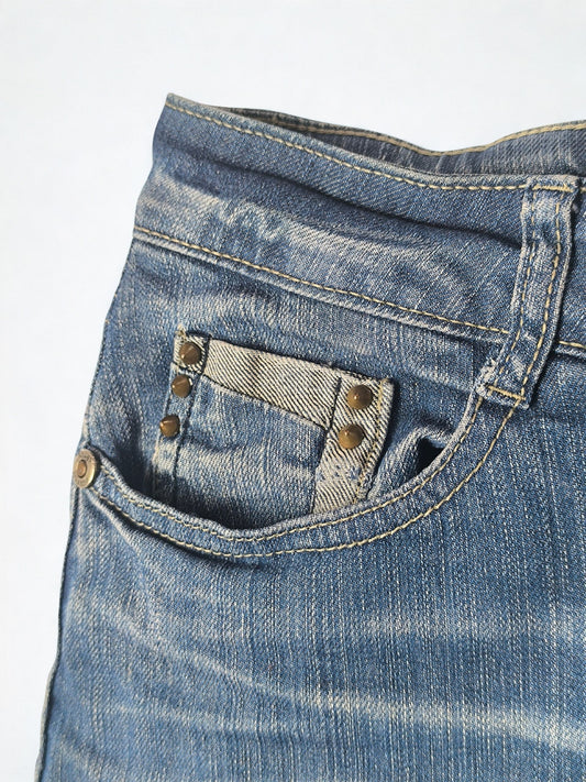 Mild Point Y2K Low-Rise Denim Mini Skirt