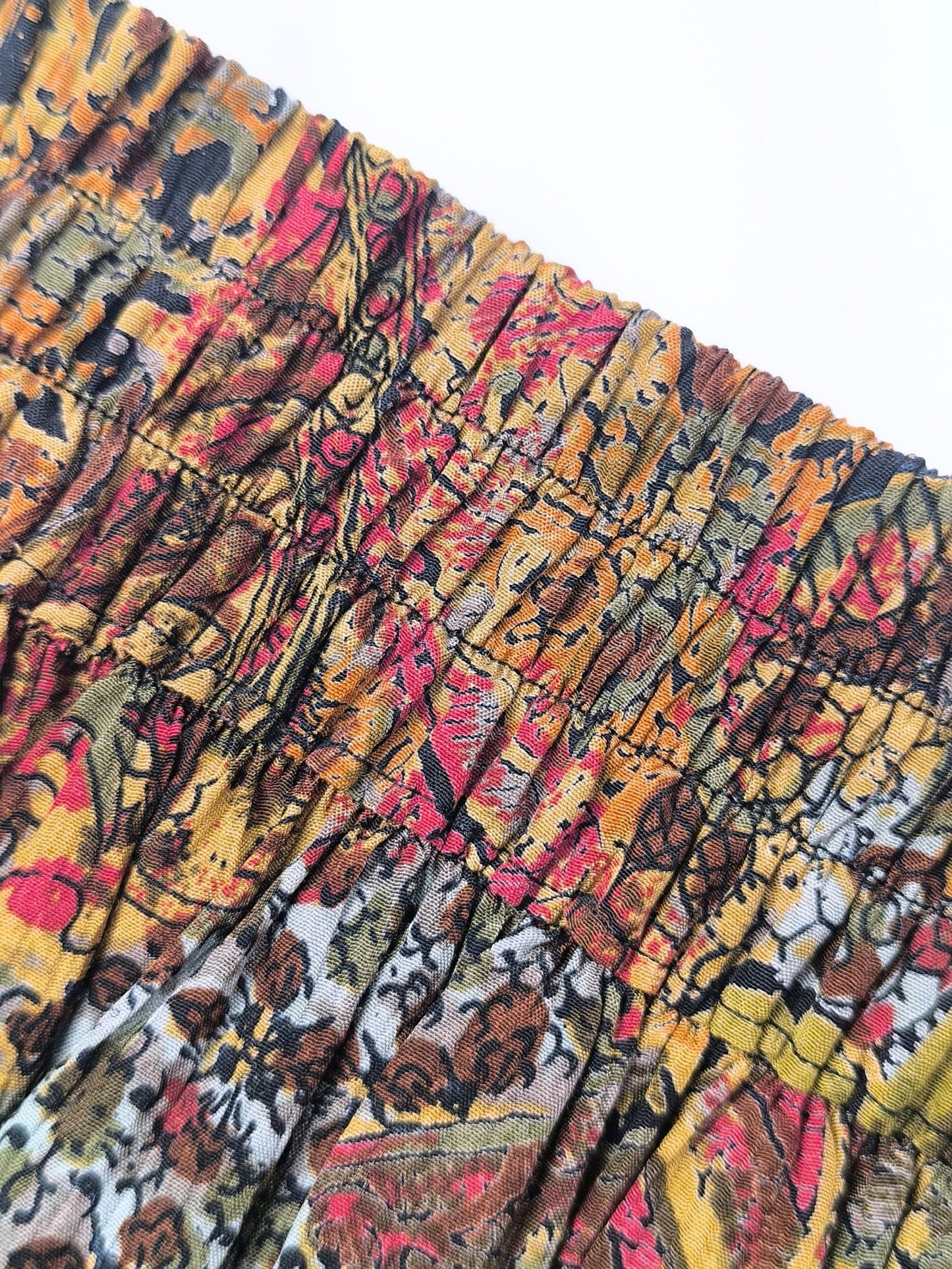 Vintage Pleated Midi Skirt – Made in West Germany