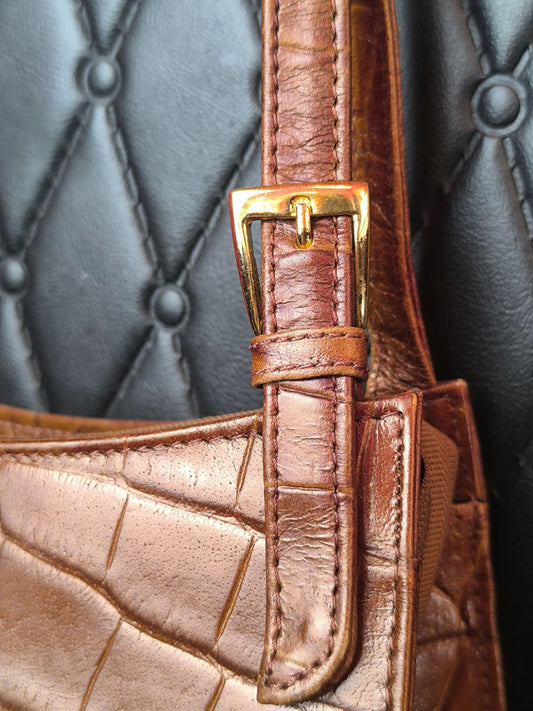 Vintage Croc-Effect Shoulder Bag – Late 1990s / Early 2000s