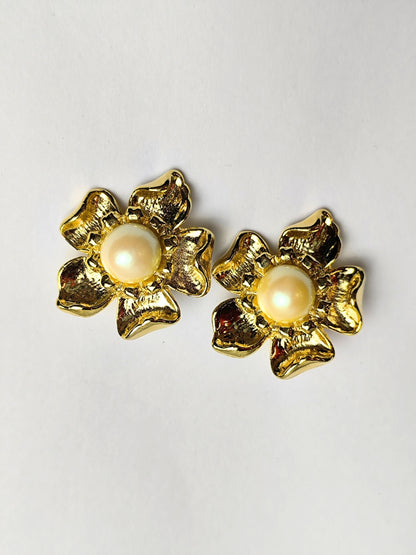 Vintage Deadstock Clip-on Earrings
