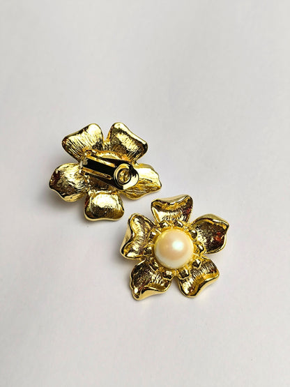 Vintage Deadstock Clip-on Earrings