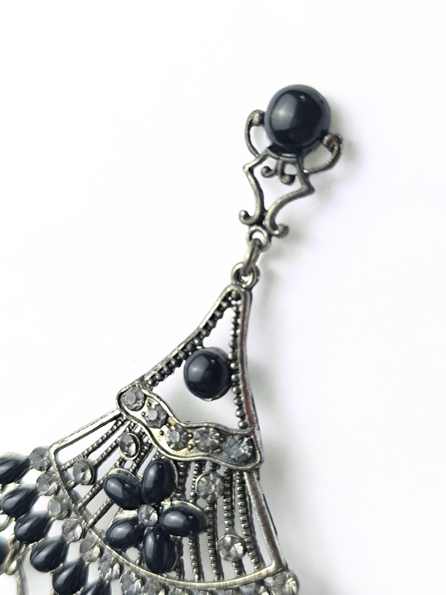 Deadstock Gothic Chandelier Earrings – Vintage-Inspired Statement Jewelry