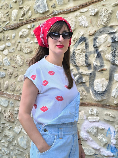 C&A Red Lips T-Shirt – Retro Kiss Print Tee