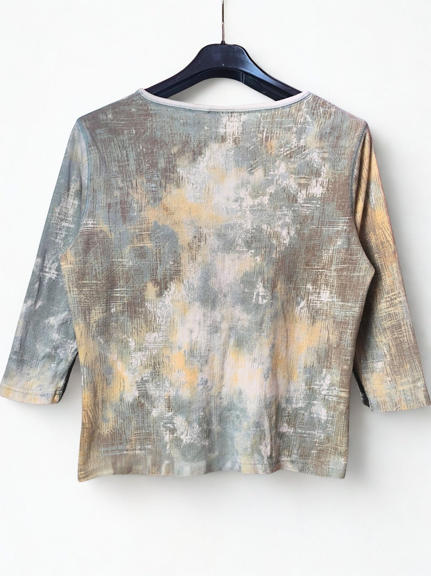 Y2K Gloria Vanderbilt Vintage Top – Retro Brushstroke Print & Ad Graphic