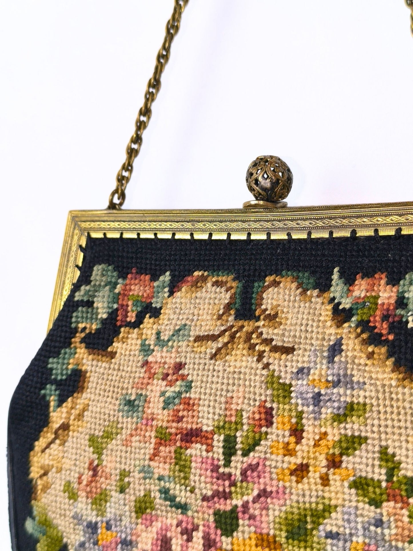 Mid-Century Floral Tapestry Evening Bag – Ornate Filigree Clasp & Chain Handle