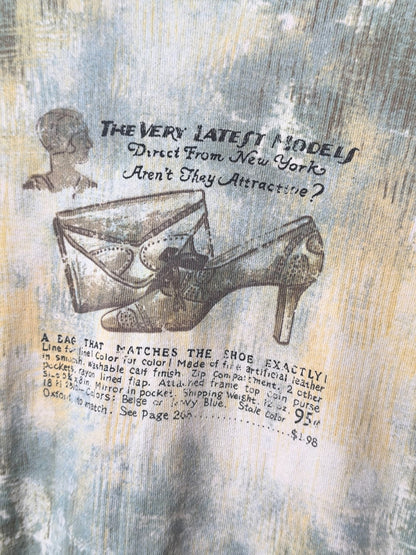 Y2K Gloria Vanderbilt Vintage Top – Retro Brushstroke Print & Ad Graphic