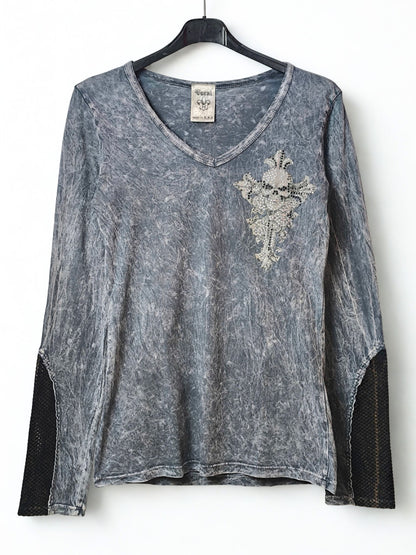 Y2K Vocal Embellished Skull Top – Made in USA