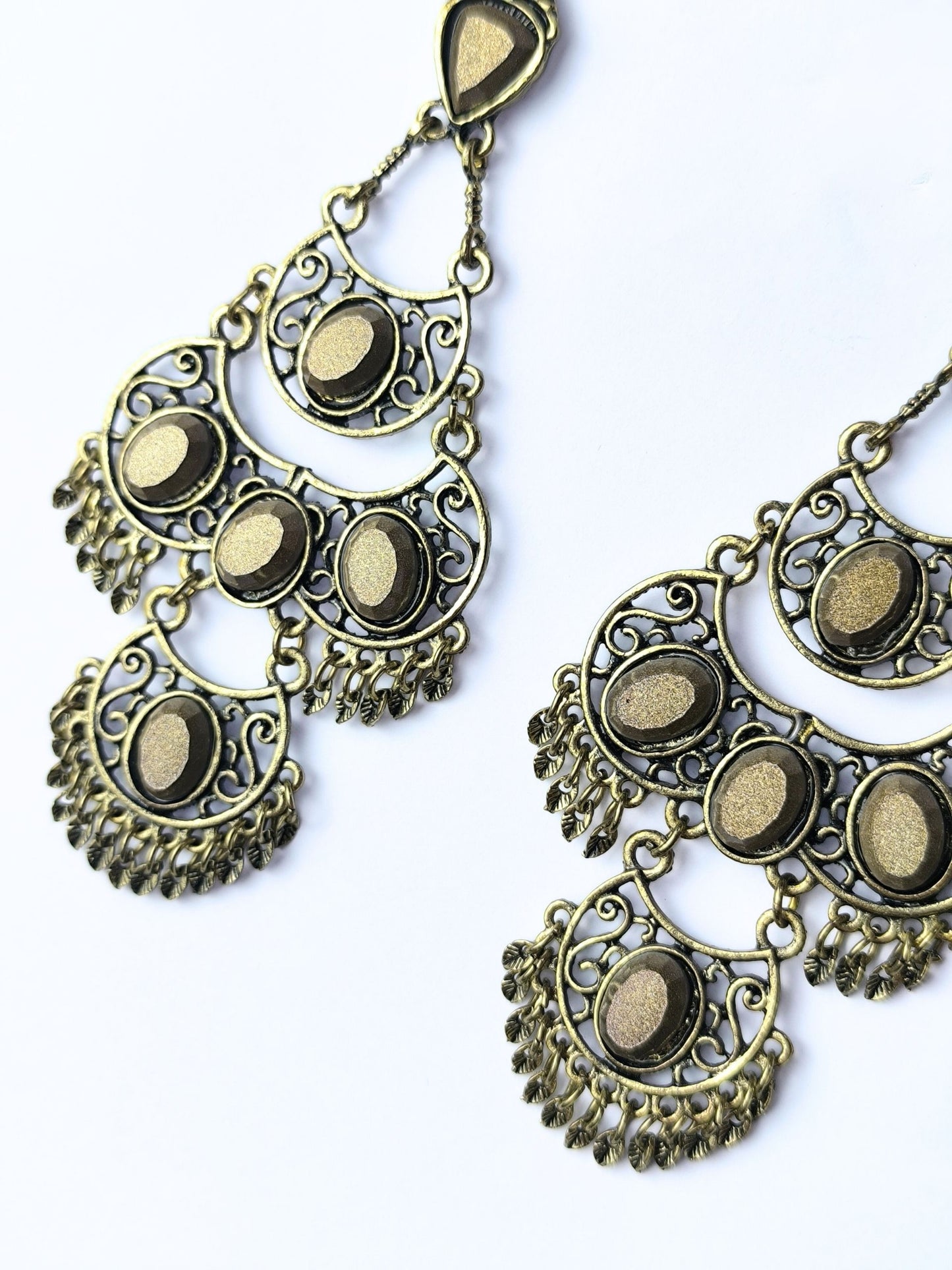 Deadstock Filigree Chandelier Earrings – Antique Gold Drama