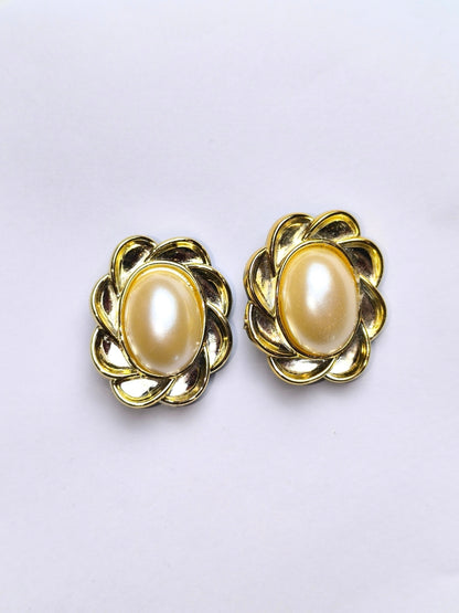 Vintage Deadstock Clip-on Earrings