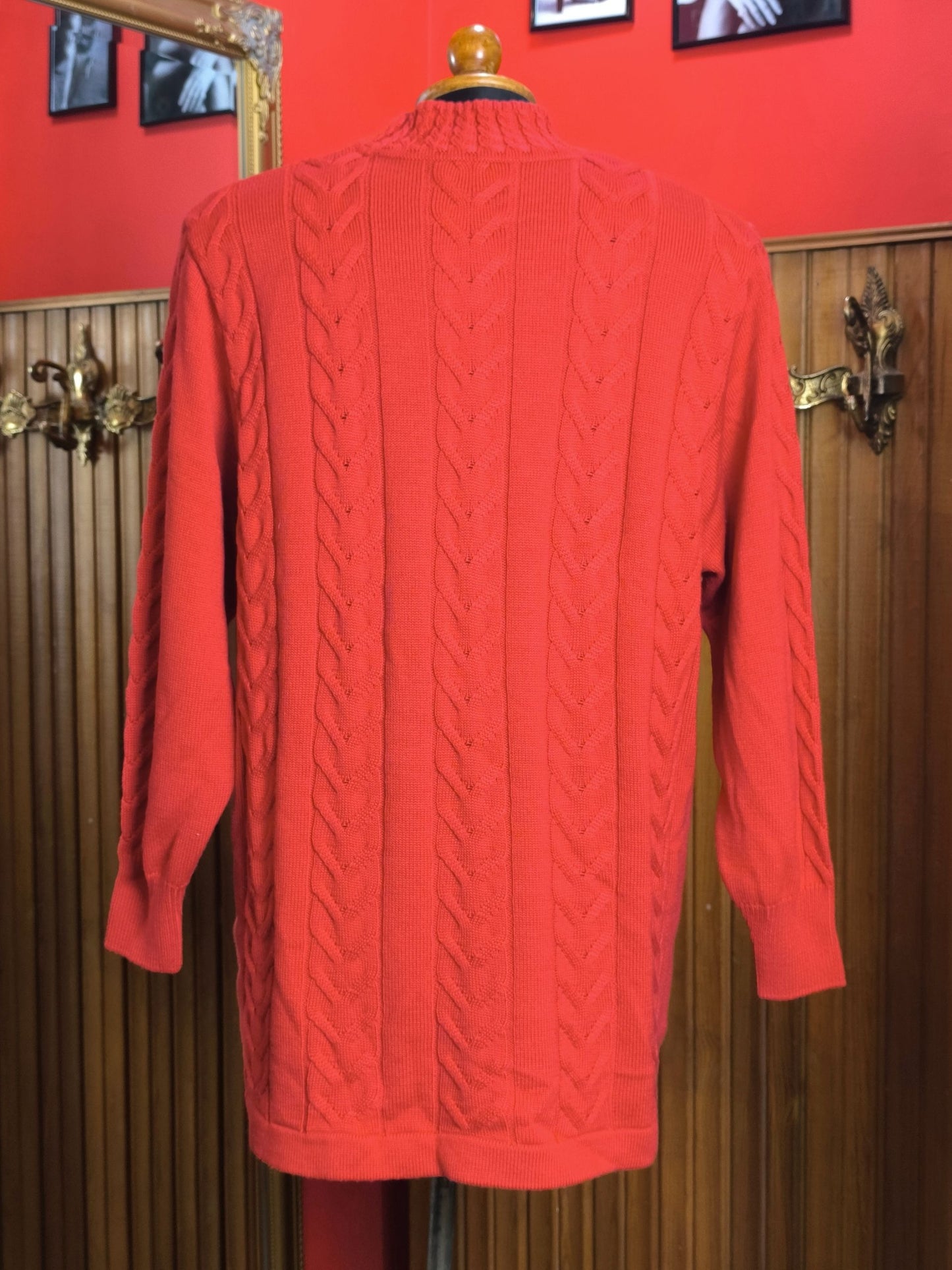 Vintage Red Cable Knit Sweater by Eggi Casciá – Merino Wool Blend