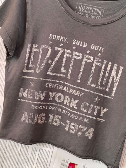 Led Zeppelin “Central Park 1974” Cropped Band T-Shirt