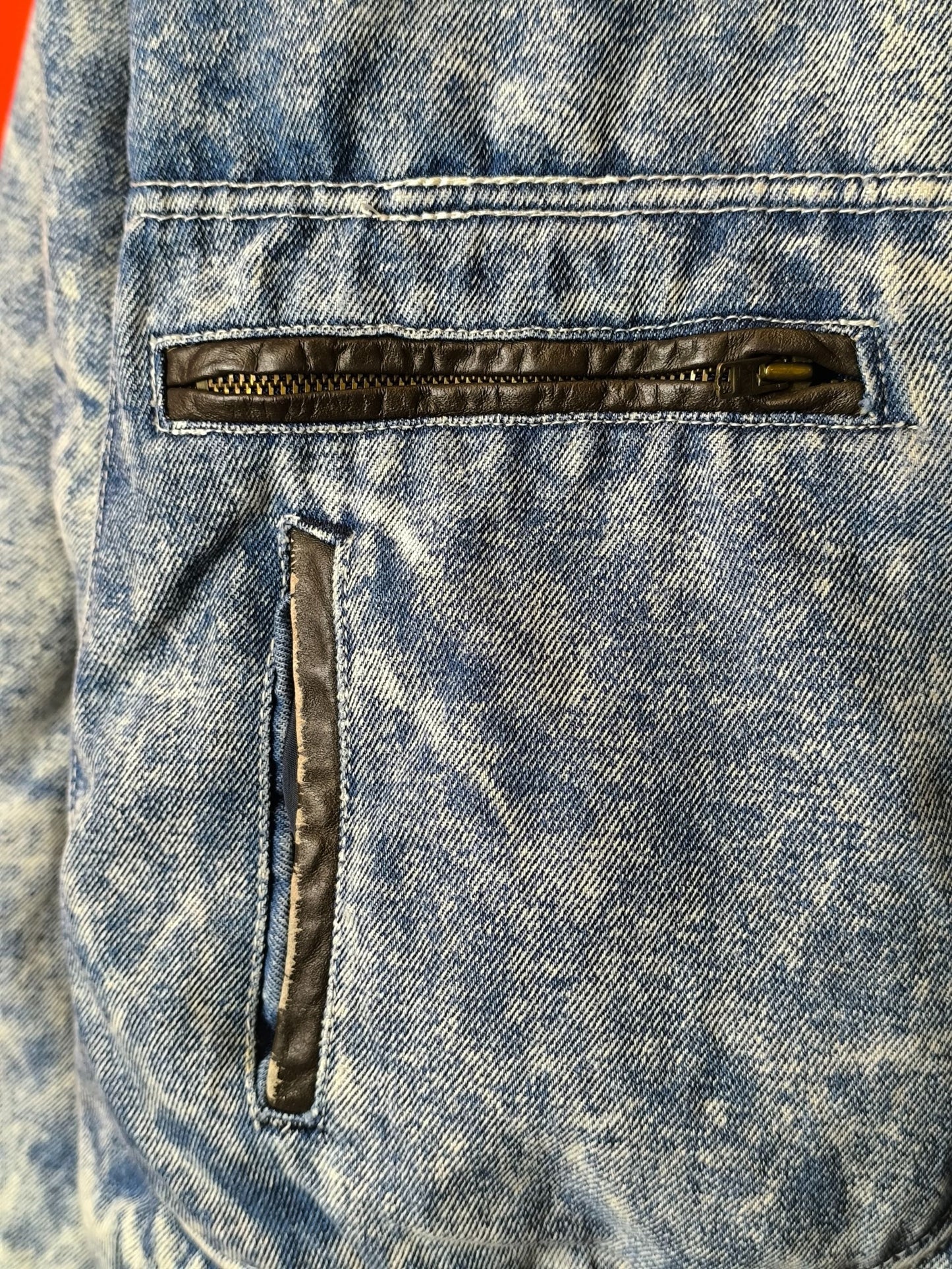 Unisex Acid-Wash Vintage Sherpa Denim Jacket