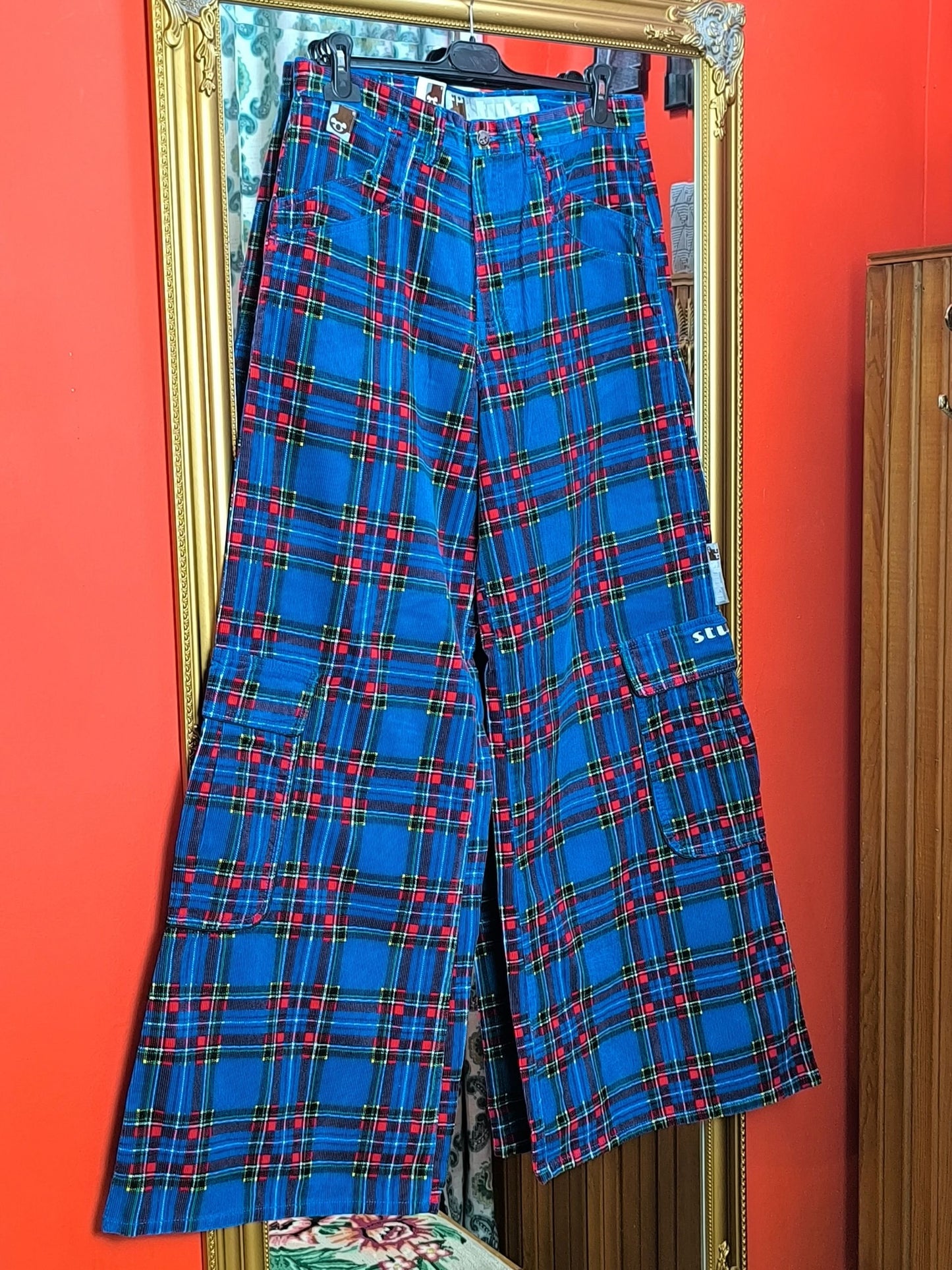 Deadstock STUKA Y2K Wide Leg / Baggy Tartan Corduroy Cargo Pants
90s – Early 2000s Original Streetwear