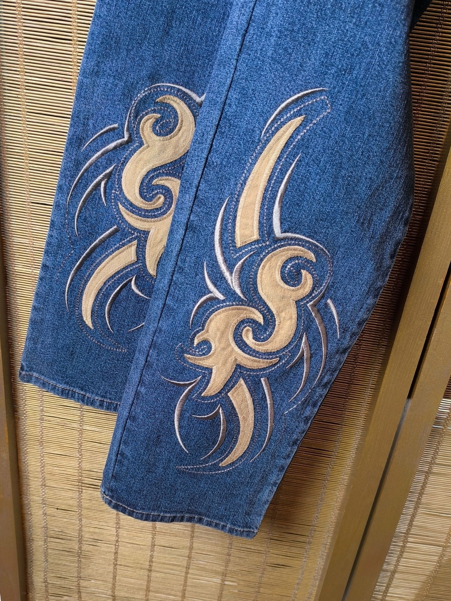 Y2K Laura Kent Tribal Embroidered High Waist Jeans